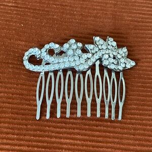 Beautiful Silver Toned/Crystals Hair Slide Comb